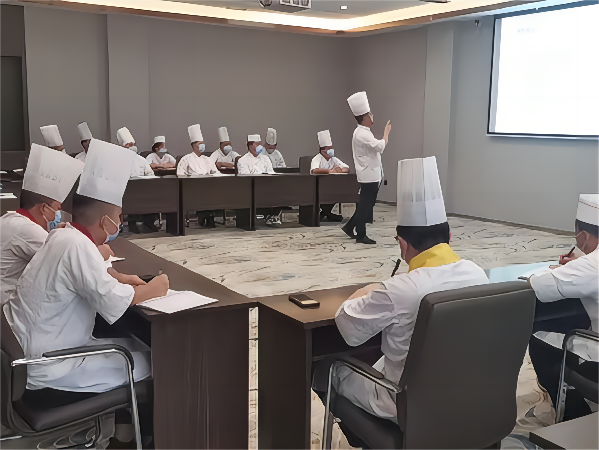 1675759688320394.png 7月 后廚培訓(xùn) 開發(fā)新菜品(1).png