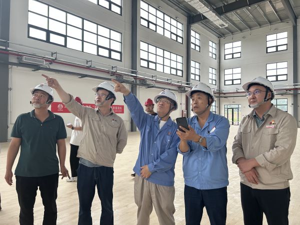 7.10公司領(lǐng)導(dǎo)深入施工現(xiàn)場、職工餐廳督導(dǎo)檢查附圖   1.jpg